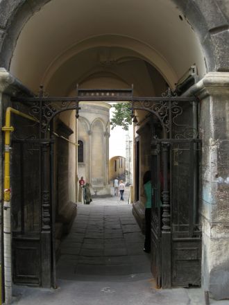 Armeniska kyrkan. Armeniska kyrkan.